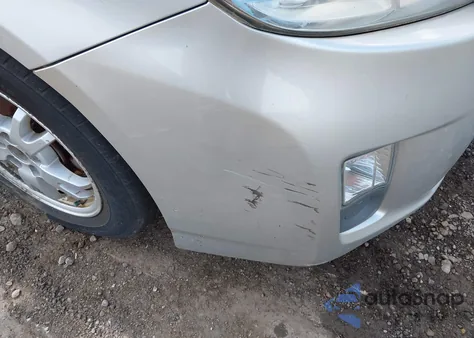 2011 Toyota Prius Four z USA, uszkodzony, nr VIN JTDKN3DU3B0294960